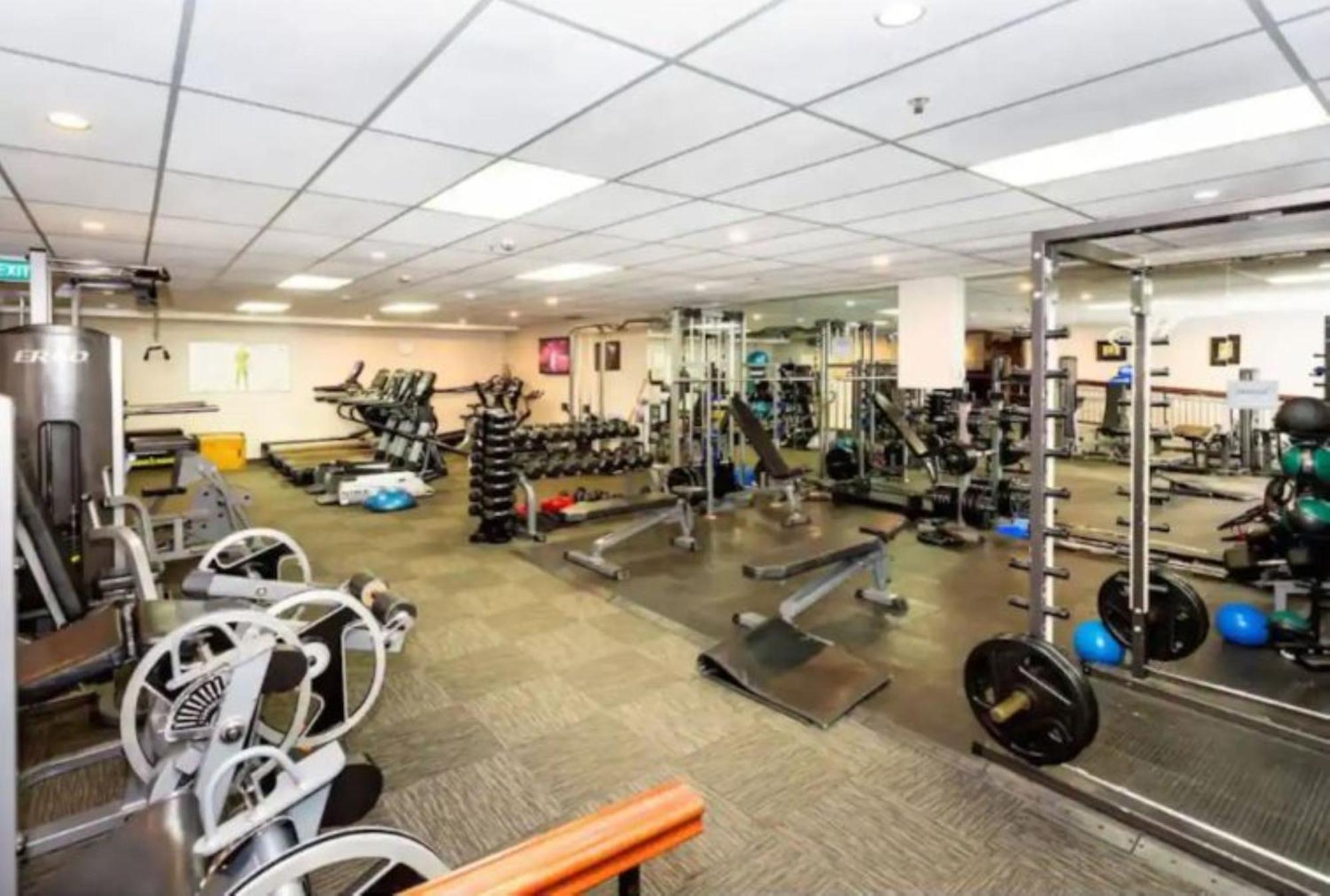 Beauty In The Cbd - 1Bed Free Parking Pool Apartment Christchurch Ngoại thất bức ảnh