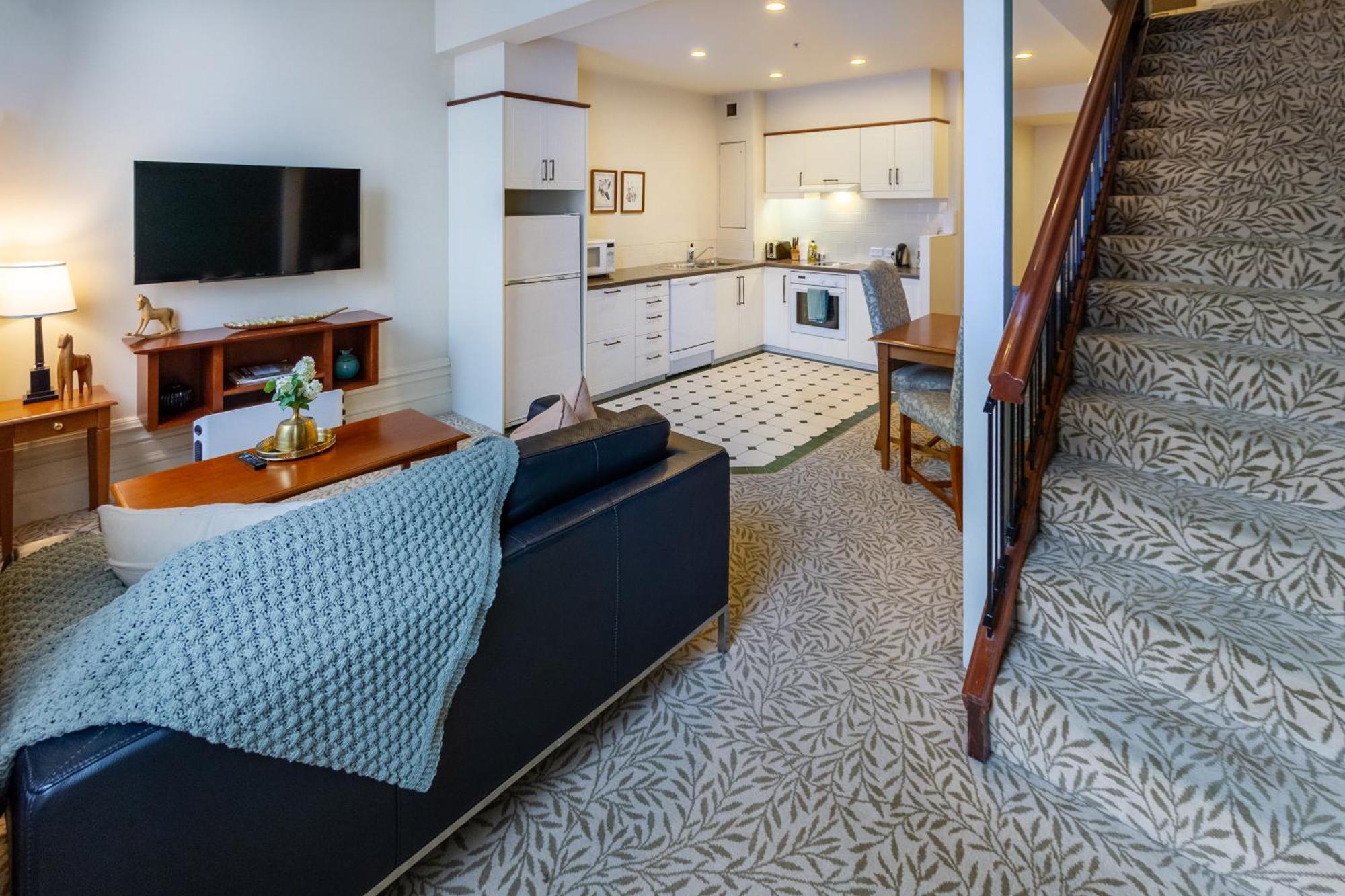 Beauty In The Cbd - 1Bed Free Parking Pool Apartment Christchurch Ngoại thất bức ảnh