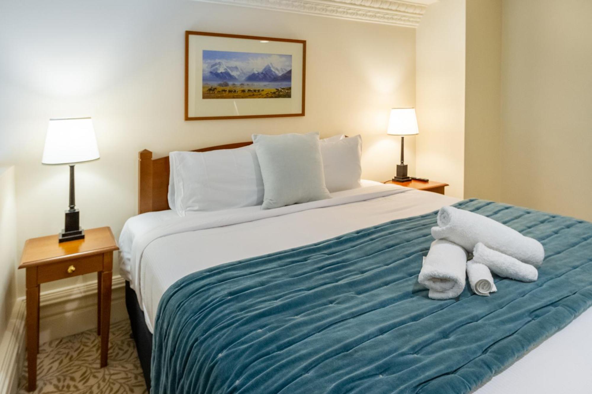 Beauty In The Cbd - 1Bed Free Parking Pool Apartment Christchurch Ngoại thất bức ảnh